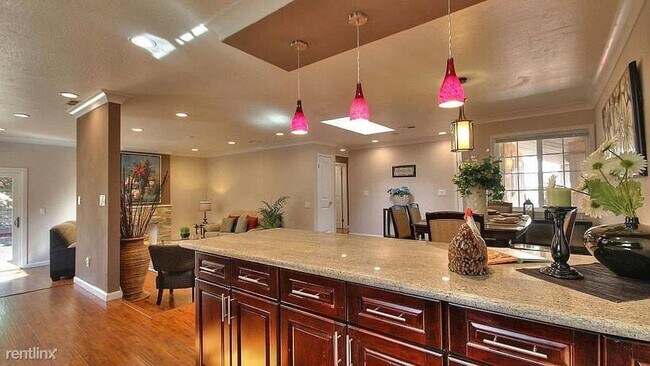 Building Photo - 39546 Plumas Ct