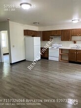 Building Photo - S7559 US-12