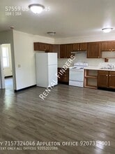 Building Photo - S7559 US-12