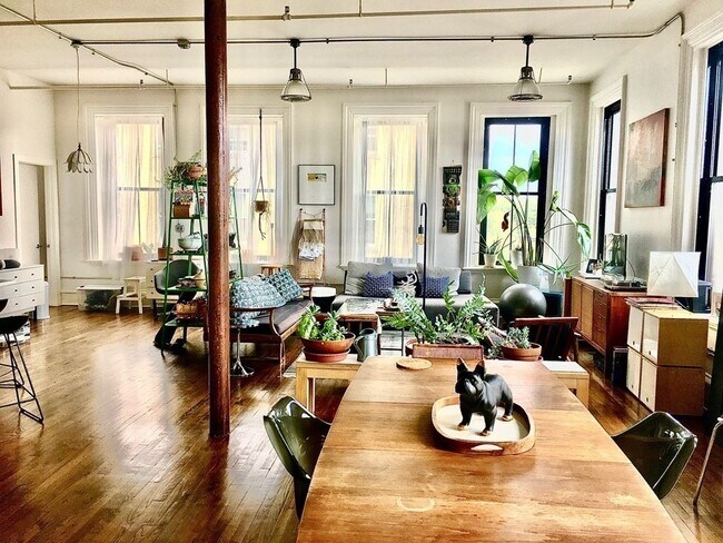 Foto del edificio - 9 Williams St