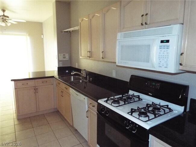 Foto del edificio - 9663 Gunsmith Dr