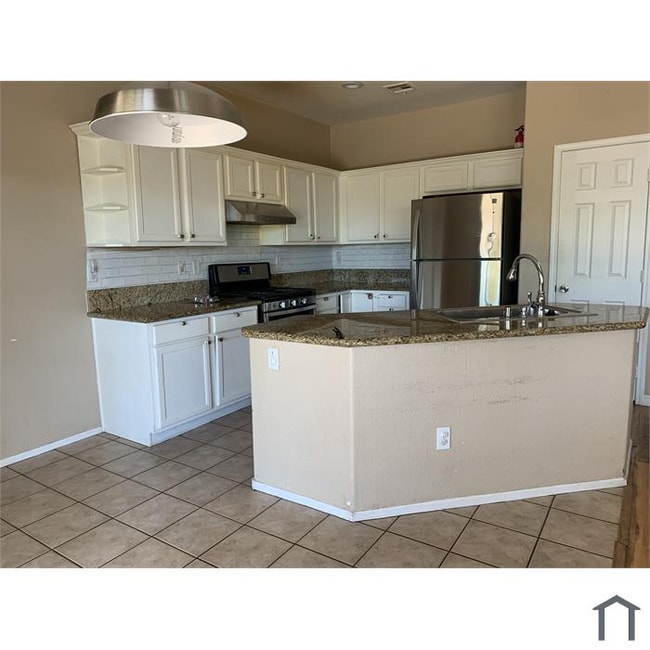 Building Photo - 10617 Tiffanieville Ct