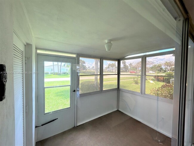Building Photo - 2658 Emory Dr E