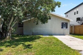 Building Photo - 7414 S Sherrill St
