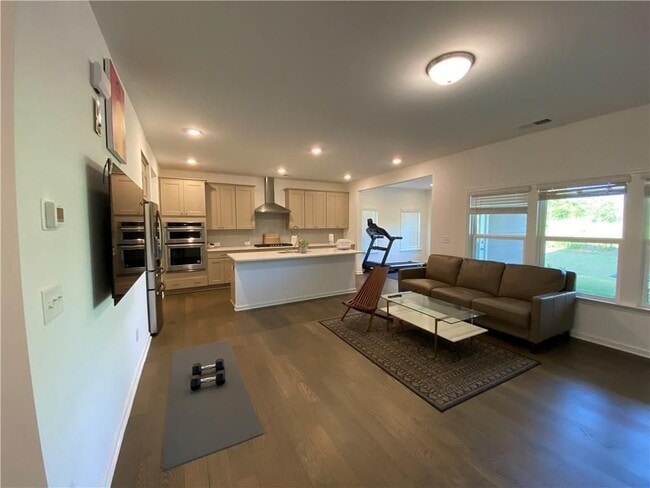 Building Photo - 5580 Bergeson Wy