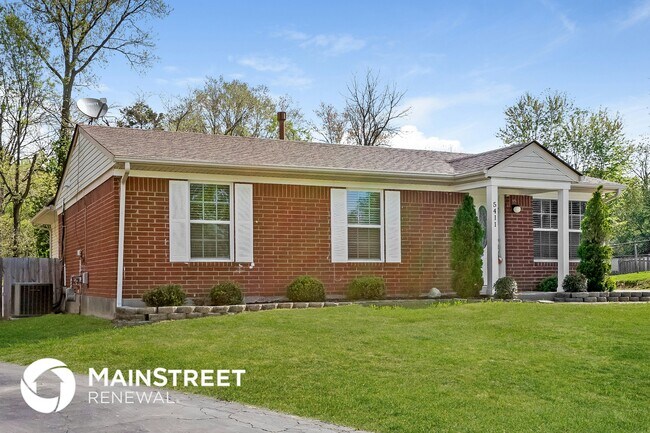 Foto del edificio - 5411 Laureltree Pl