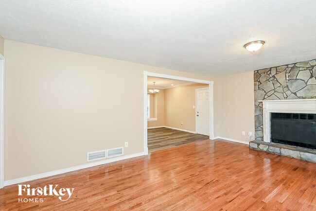 Building Photo - 2830 Broxton Mill Ct