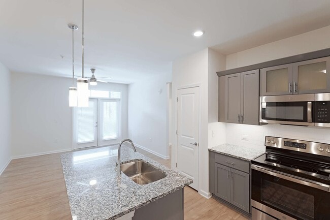 Building Photo - Evolve New Hope Farm