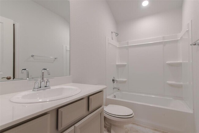 Building Photo - 751 Cascade Ln