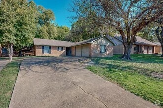Building Photo - 619 Cove Hollow Dr