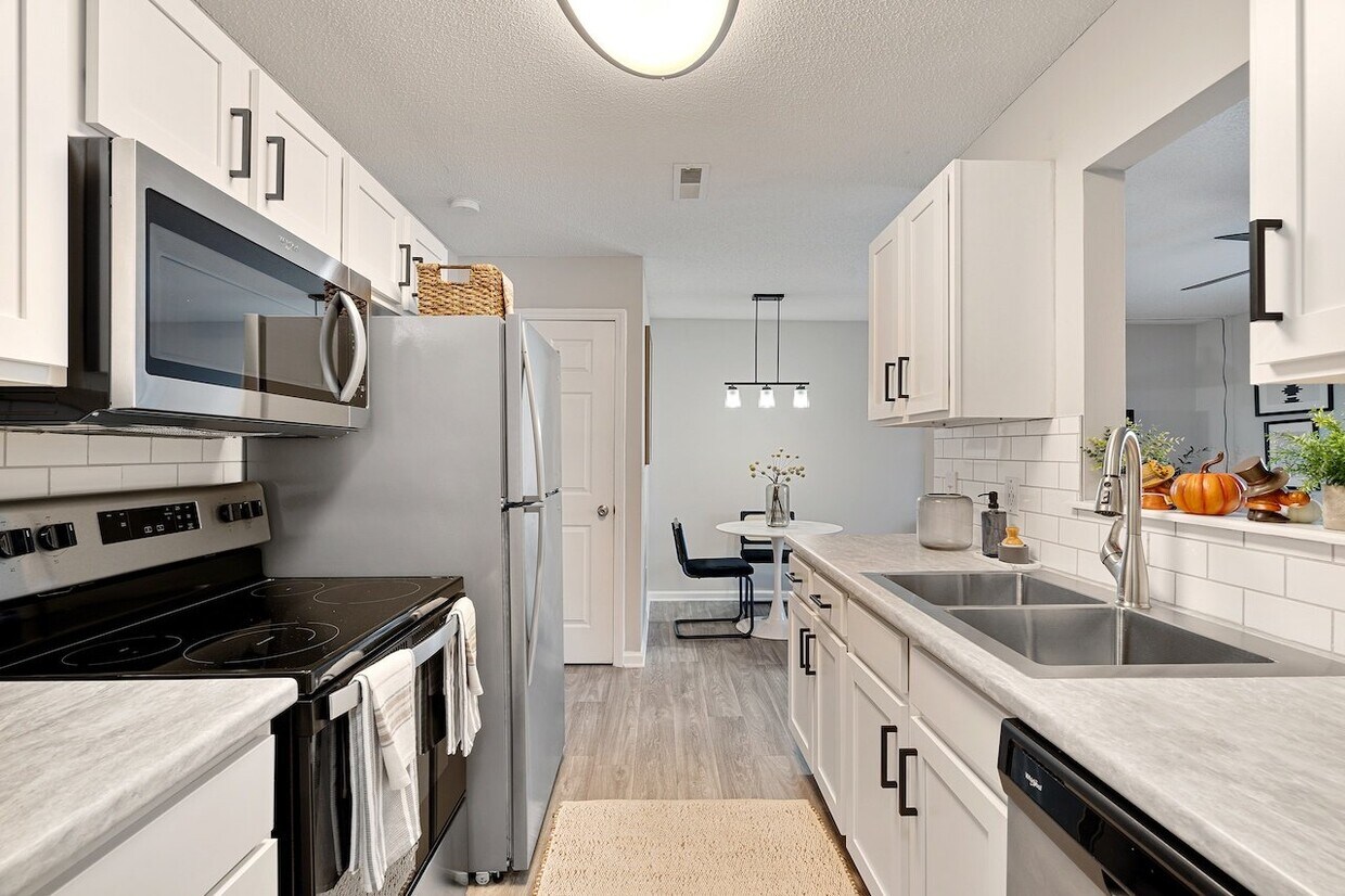 Brighton Park Apartments in Greenville, NC