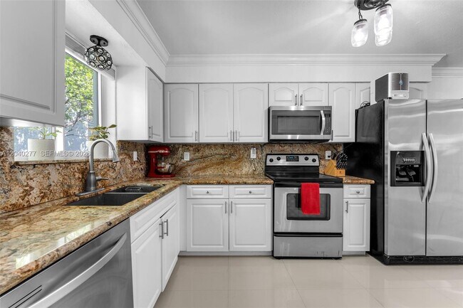 Foto del edificio - 2131 SW 17th St