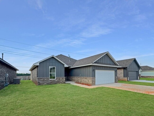 Building Photo - 8309 NW 163rd Ter