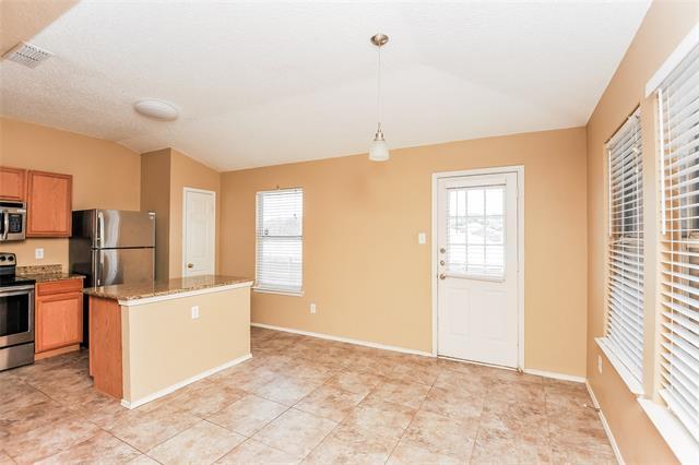 Foto del edificio - 7928 Hidden Brook Dr
