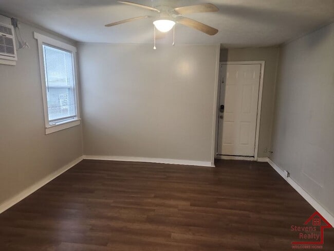 Building Photo - 1267 Phillips Dr