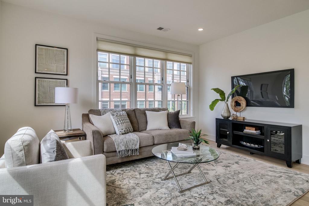 Foto principal - 521 N Washington St