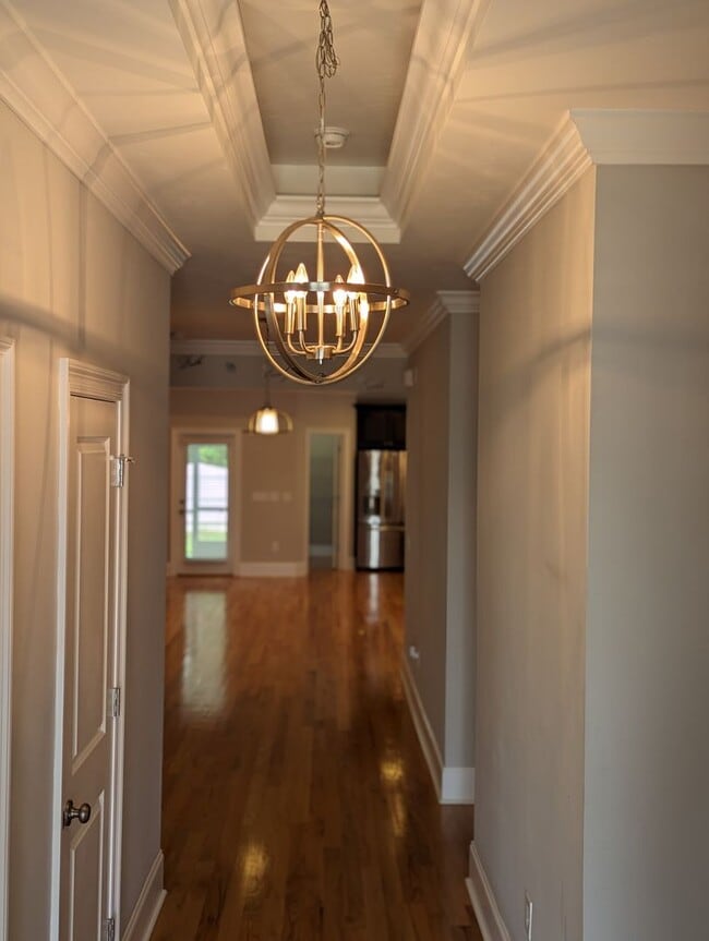 Building Photo - Beautiful 4 Bedroom, 3.5 Bath + Office Single Family Home Located in Ox Bottom Crest For Lease