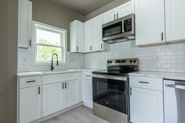 Building Photo - 1116 Richmond Blvd