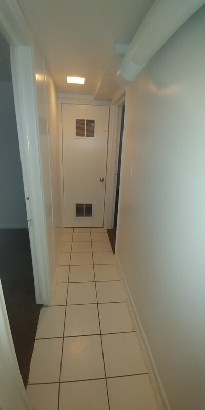 Foto del edificio - 371 E Roosevelt Ave