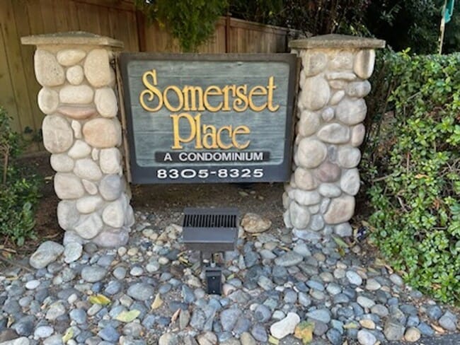 Building Photo - $500 Move In Special! University Place Gro...
