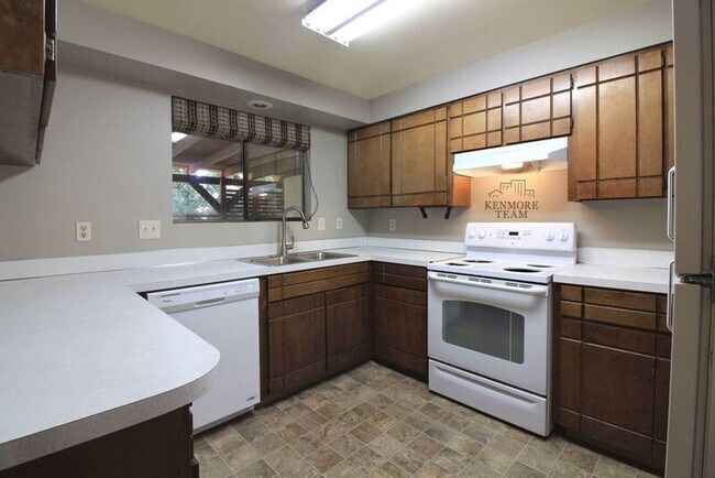 Foto del edificio - 1415 S Ione Pl