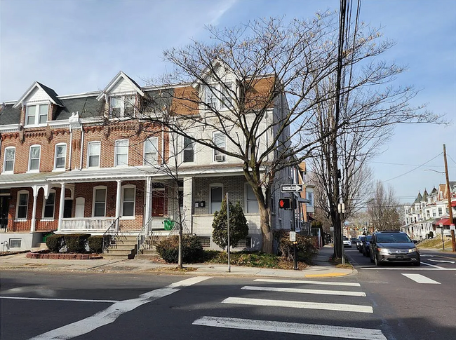Building Photo - 1501 W Turner St