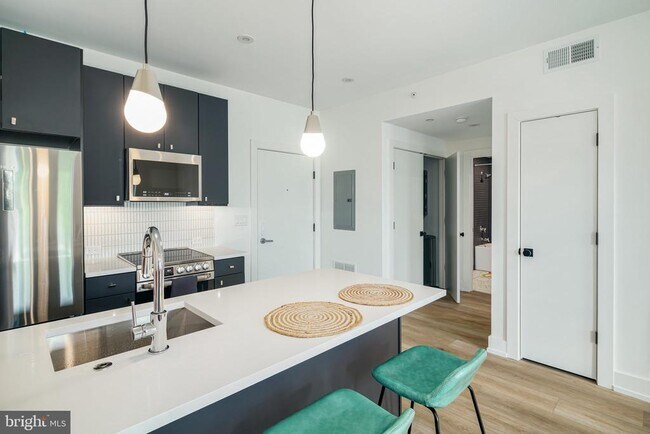 Foto del edificio - 5013 Springfield Ave