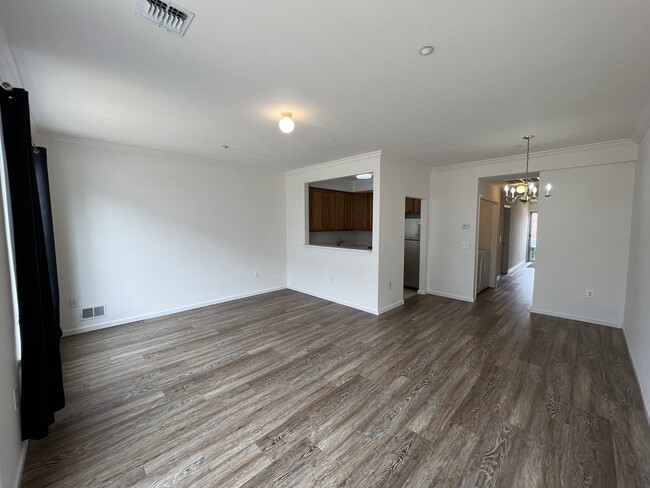 Foto del edificio - 143 Admiral Ln