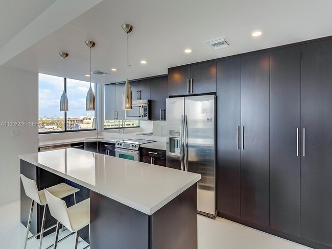 Foto del edificio - 1330 West Ave