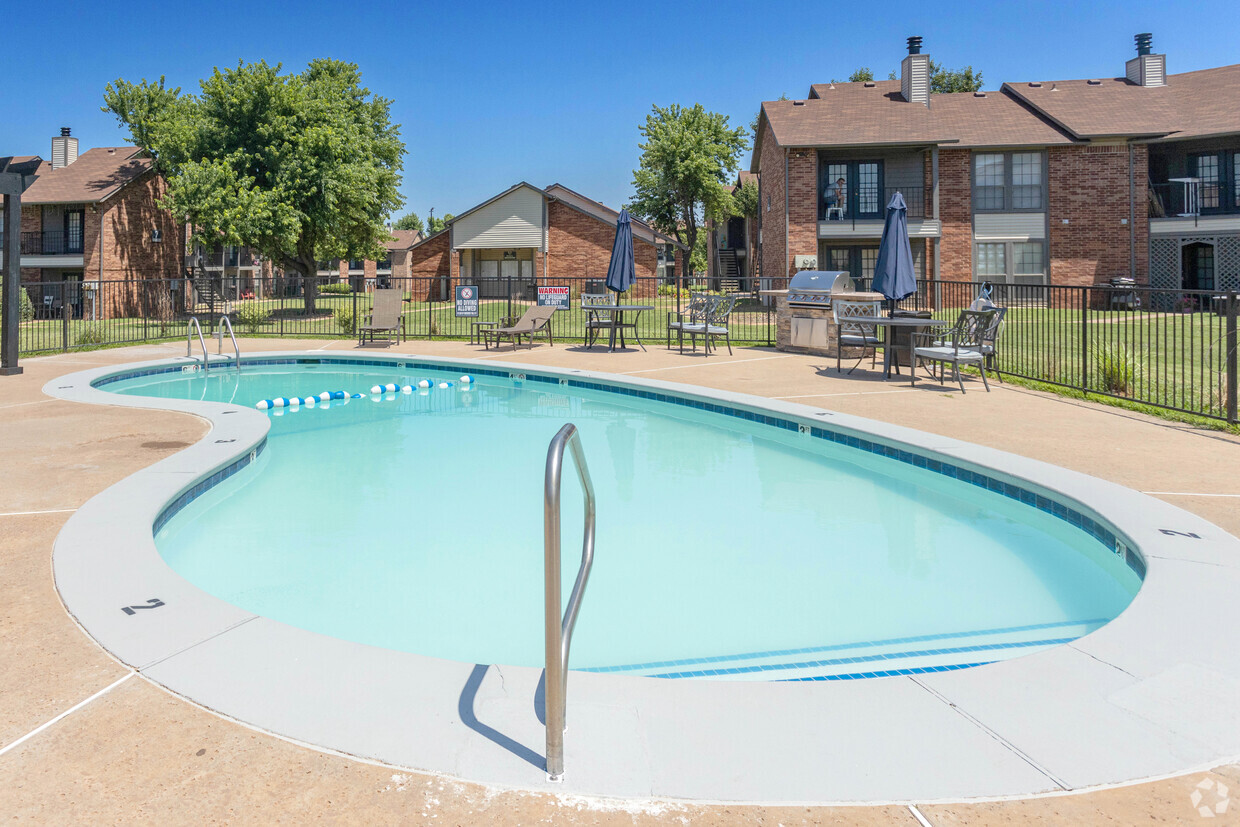 Fieldstone Garden Apartments Mustang Ok