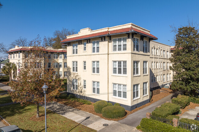 Building Photo - Broadway Apartments