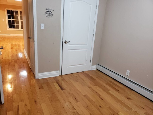 Building Photo - 155-41 115th Ave