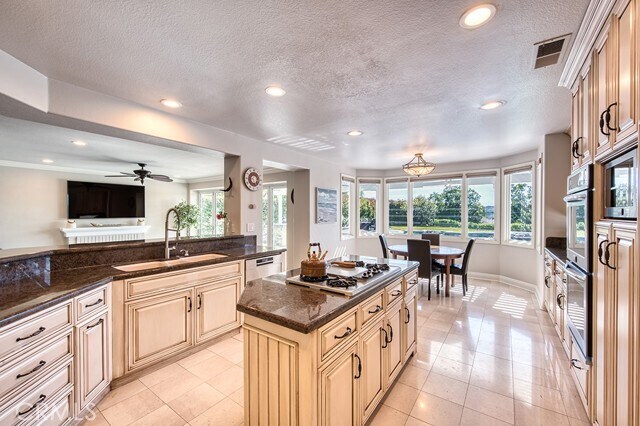 Building Photo - 16 Oakmont