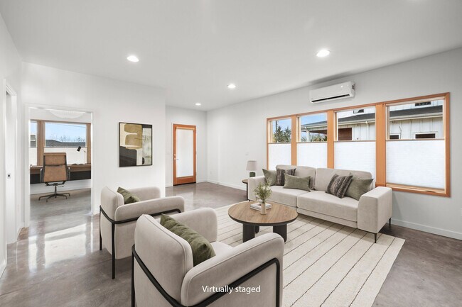 Foto del edificio - 2038 NE Morgan St