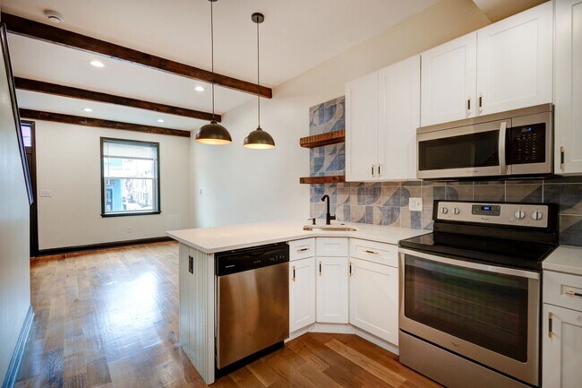 Foto del edificio - 3007 W Fletcher St