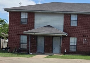 Building Photo - 1101 SHANA RAE Cir