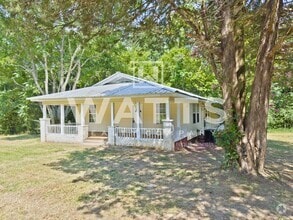 Building Photo - 4830 Linndale Rd