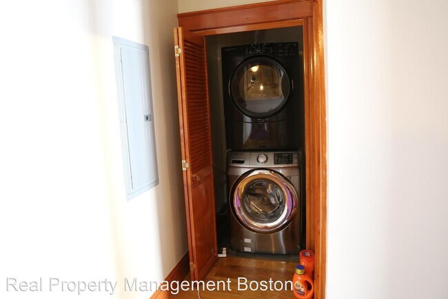 Building Photo - 2 br, 2 bath House - 12 Saint Paul St. #3