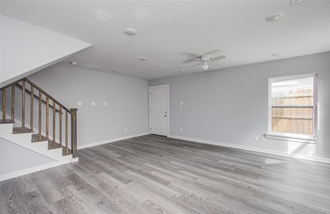 Foto del edificio - 4616 Shreveport Blvd