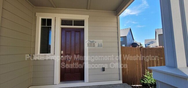 Foto del edificio - 6925 Honeylocust Ct NE