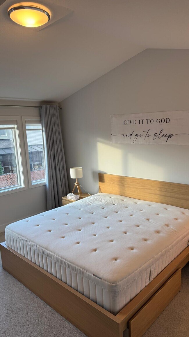 Photo du bâtiment - 16473 103 Av