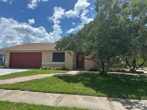 Building Photo - 4034 Windtree Dr