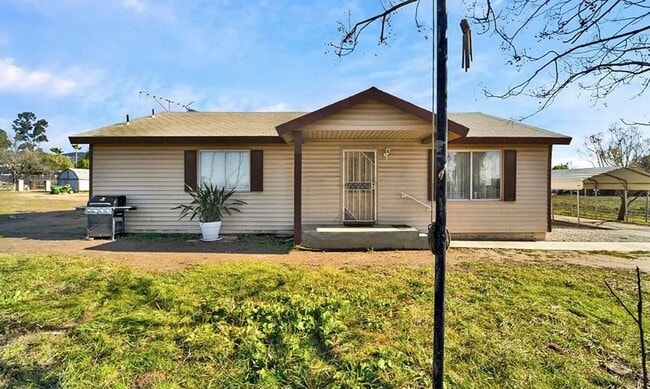 Building Photo - 29533 Alicante Dr