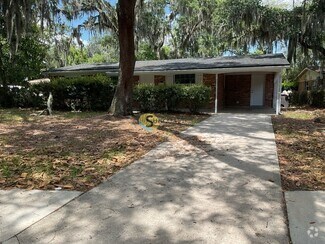 Building Photo - 5665 Enchanted Dr