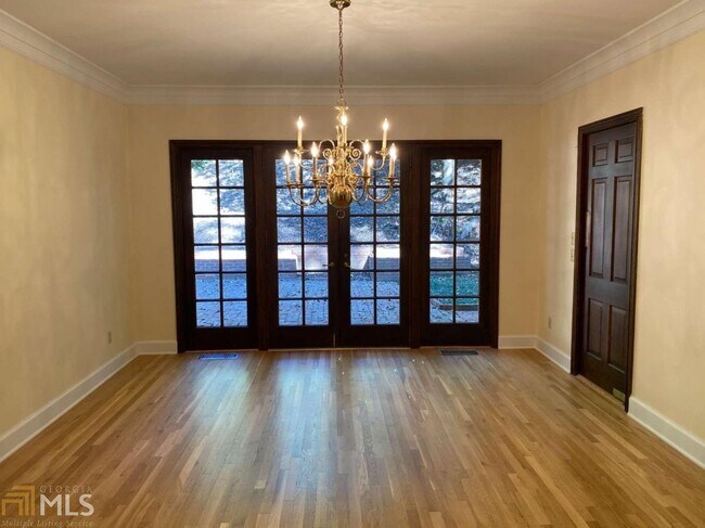 Foto del edificio - 2939 Rivermeade Dr NW