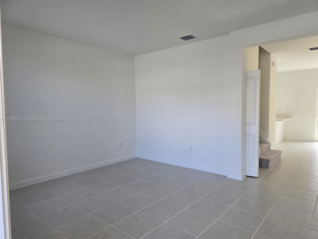 Foto del edificio - 2624 SE 28th Ct