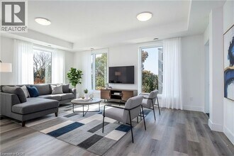 Building Photo - 107 Roger St Building Photo - 107 Roger St