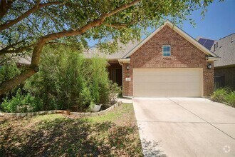 Building Photo - 2301 Yaupon Range Dr