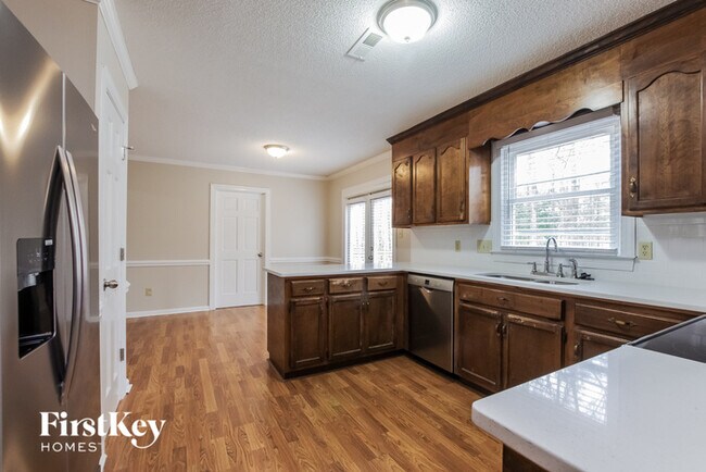 Foto del edificio - 2310 Fernridge Ln