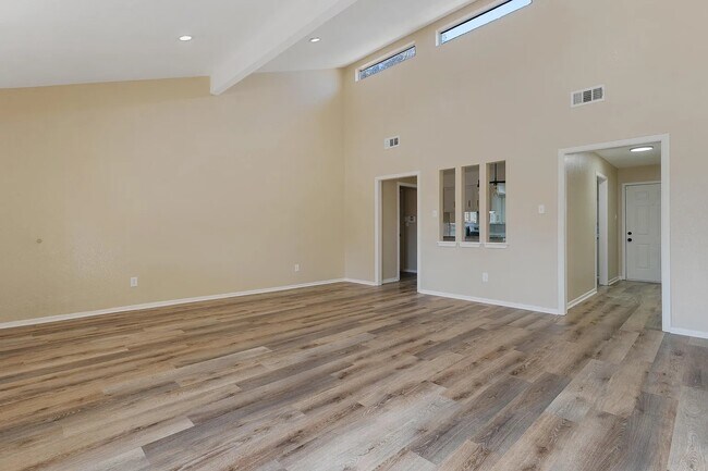 Building Photo - 4717 62nd St